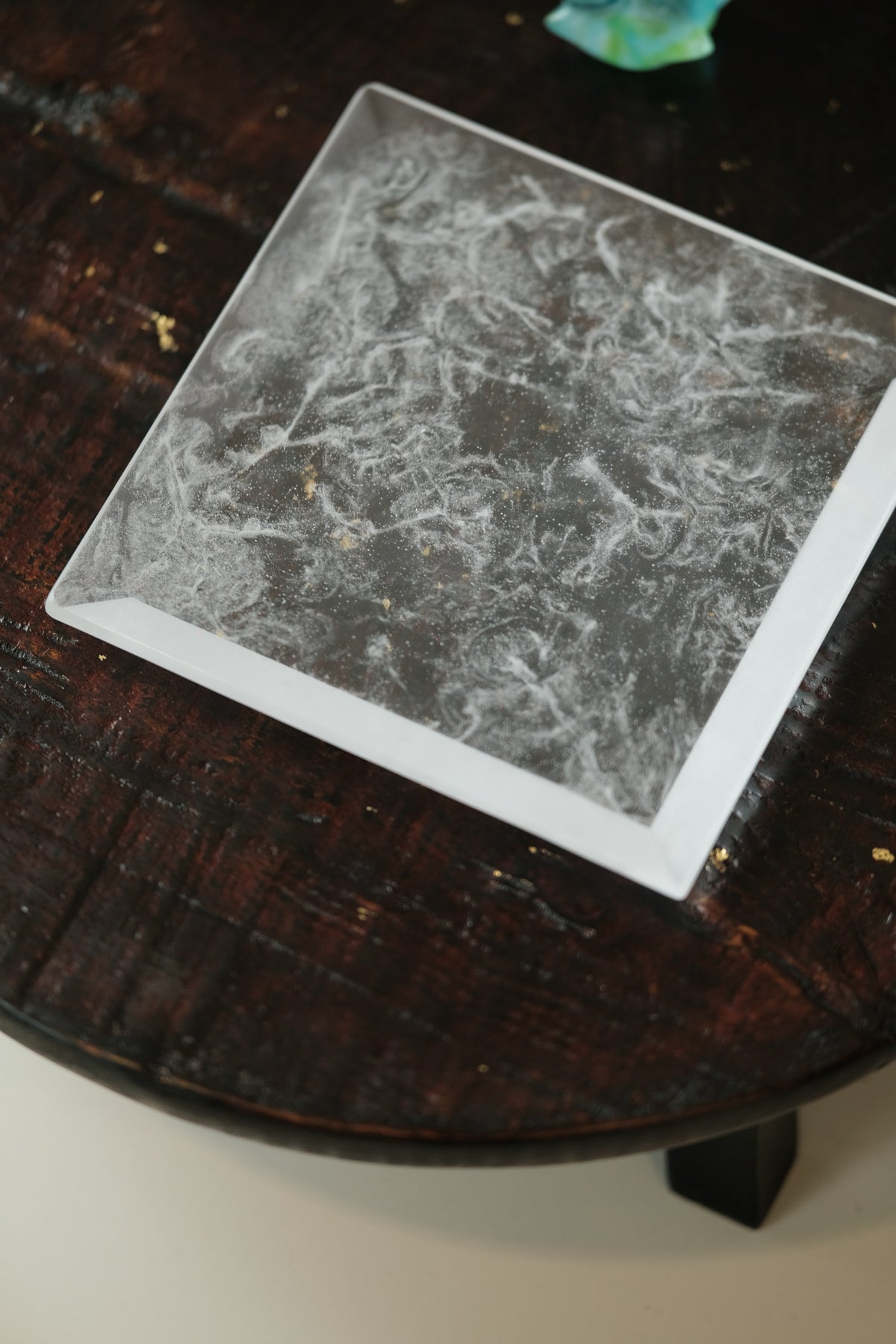 烟岚｜Silver Mist · Square Ice Cube Liuli Glass Teapot Stand